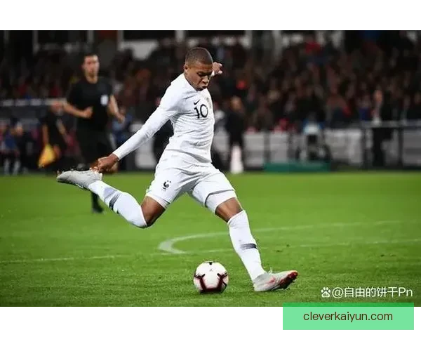 恩德里克比赛风格演变引发关注，展现出持续提升的竞技状态